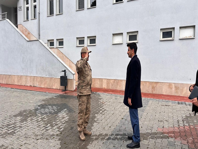 Kaymakamımız Sayın Halil İbrahim AKIN`dan Jandarmaya Ziyaret 