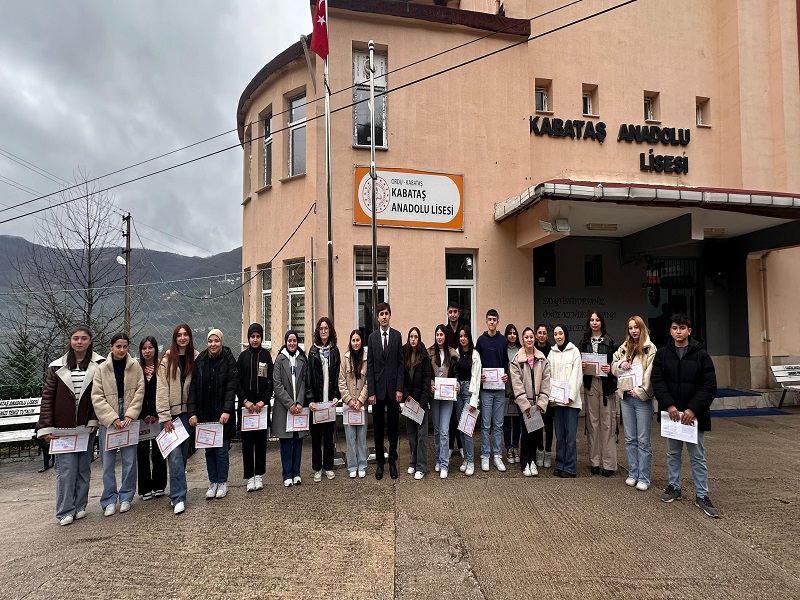 Kaymakamımız Sayın İbrahim KARAKUŞ Karne Törenine Katıldı